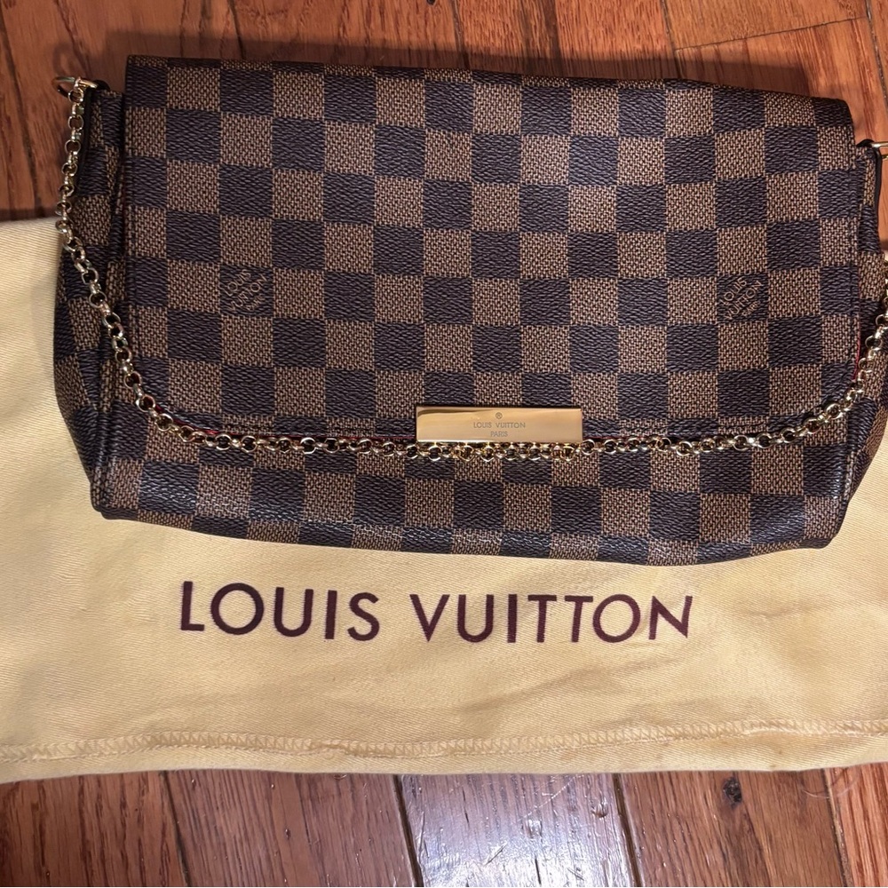Favorite Damier Ebene Handbag